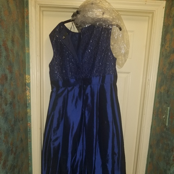 Formal 22w Long Cobalt Blue from Dillards - Picture 1 of 5
